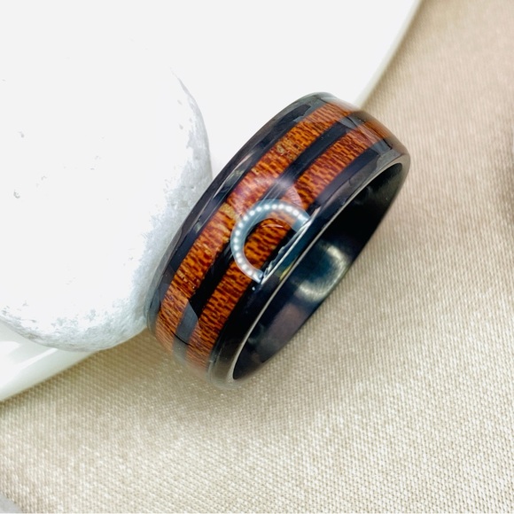 Titanium Black Whisky Barrel Wood Black Wedding Band Ring - Picture 6 of 7
